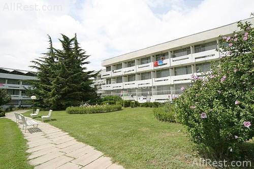 Compass Hotel 9